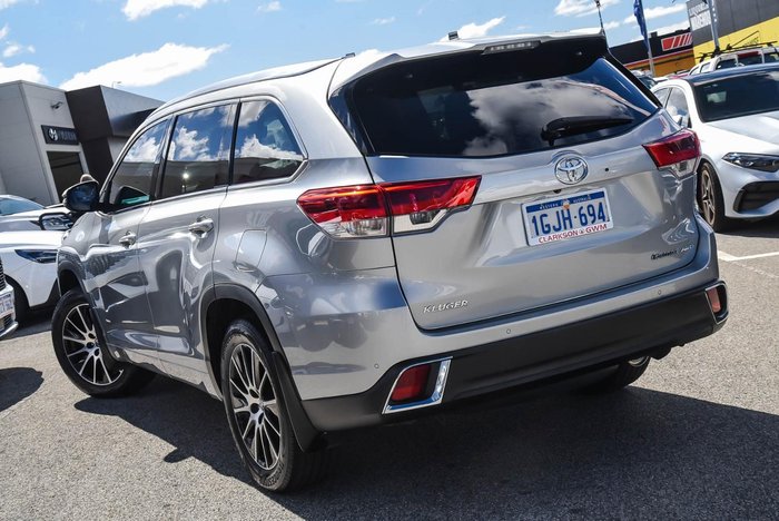 2017 Toyota Kluger Grande
