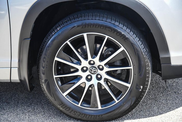 2017 Toyota Kluger Grande