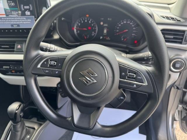 2025 Suzuki Swift Hybrid UZ Premium Silver