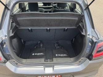 2025 Suzuki Swift Hybrid UZ Premium Silver