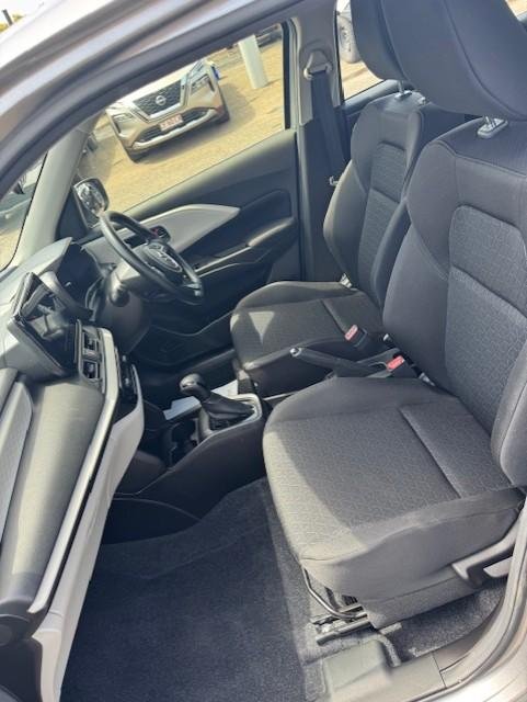 2025 Suzuki Swift Hybrid UZ Premium Silver