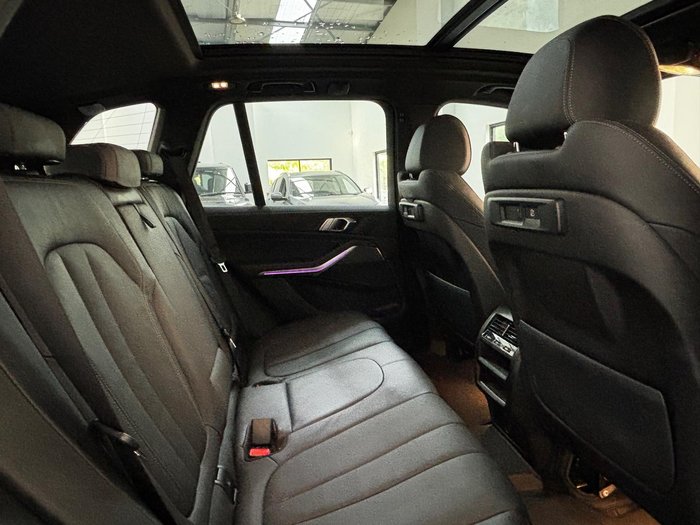 2022 BMW X5 xDrive30d M Sport G05 4X4 Constant Black Sapphire