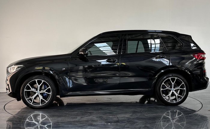 2022 BMW X5 xDrive30d M Sport G05 4X4 Constant Black Sapphire