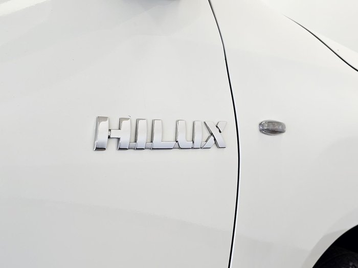 2024 Toyota Hilux Workmate TGN121R 4x2 Glacier White