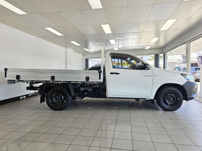 2024 Toyota Hilux Workmate TGN121R 4x2 Glacier White