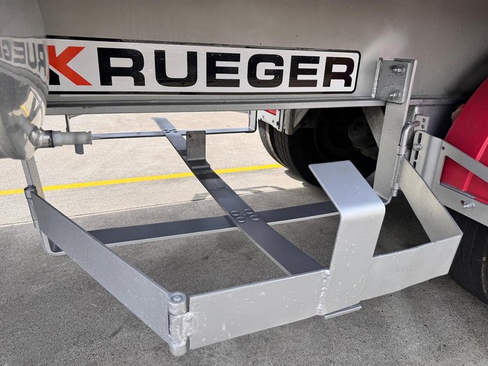 2013 Krueger St3 22 Pallet Sd Curtain Sider
