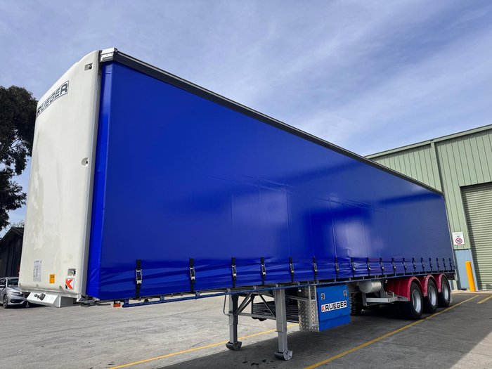 2013 Krueger St3 22 Pallet Sd Curtain Sider