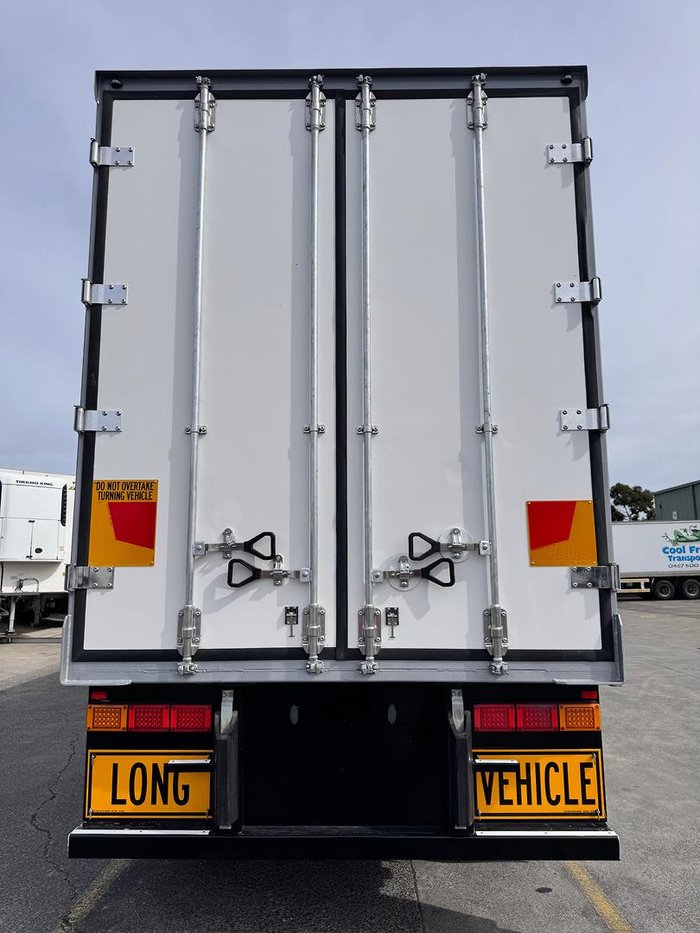 2016 Maxitrans St3 34 Pallet -18 High Cube Reefer B Double 