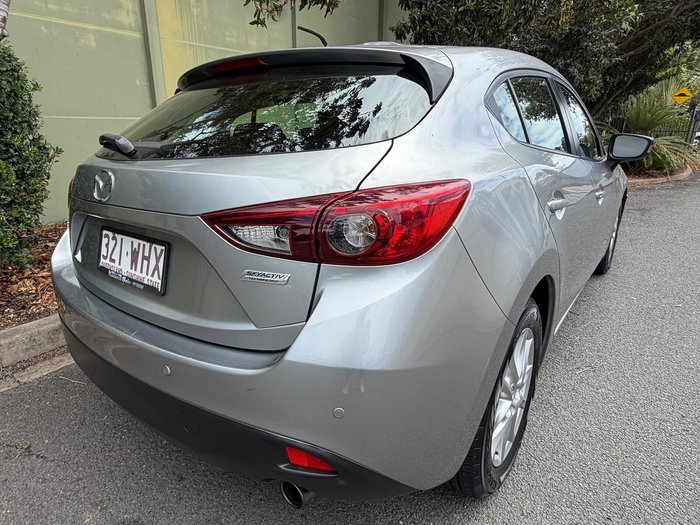 2015 Mazda 3 Neo