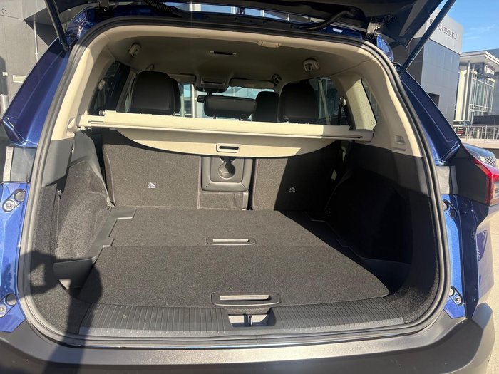 2024 Nissan X-TRAIL ST-L