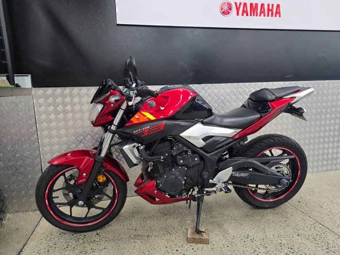 2016 Yamaha MT-03 (MT03LA) (ABS) RED