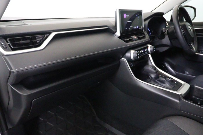 2024 Toyota RAV4 GX
