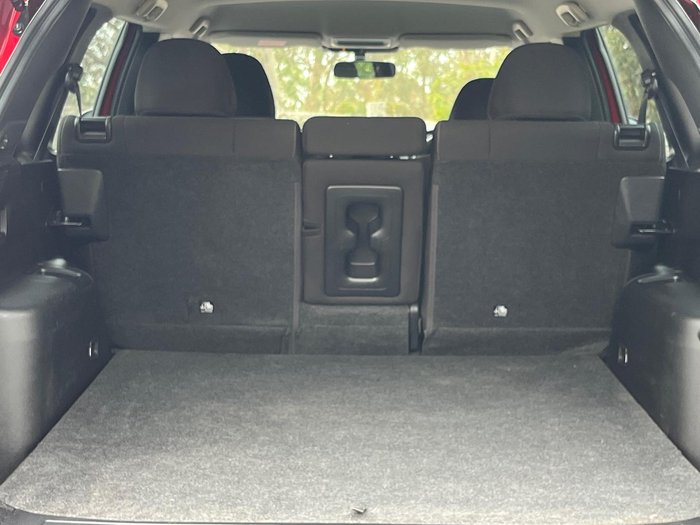 2022 Mitsubishi Outlander ES