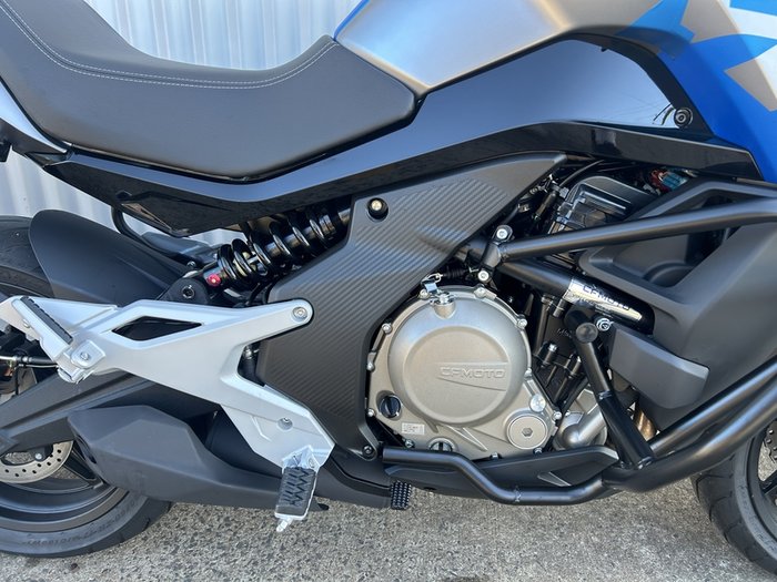CFMOTO 650MT DUAL PURPOSE BLUE