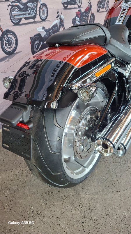 2025 Harley-davidson FLFB FAT BOY (117) WHISKEY FIRE / BLACK