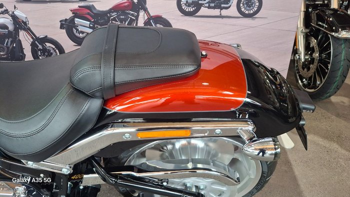 2025 Harley-davidson FLFB FAT BOY (117) WHISKEY FIRE / BLACK