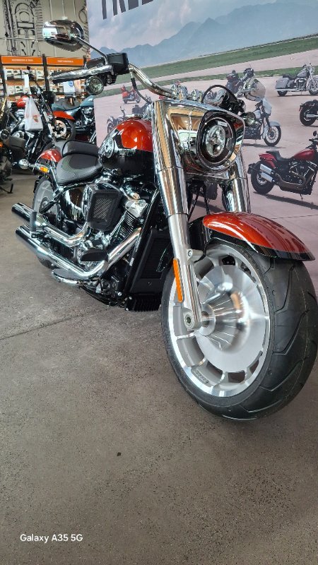 2025 Harley-davidson FLFB FAT BOY (117) WHISKEY FIRE / BLACK