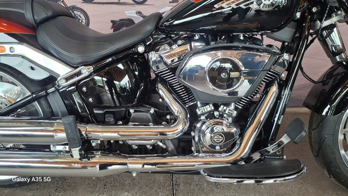 2025 Harley-davidson FLFB FAT BOY (117) WHISKEY FIRE / BLACK