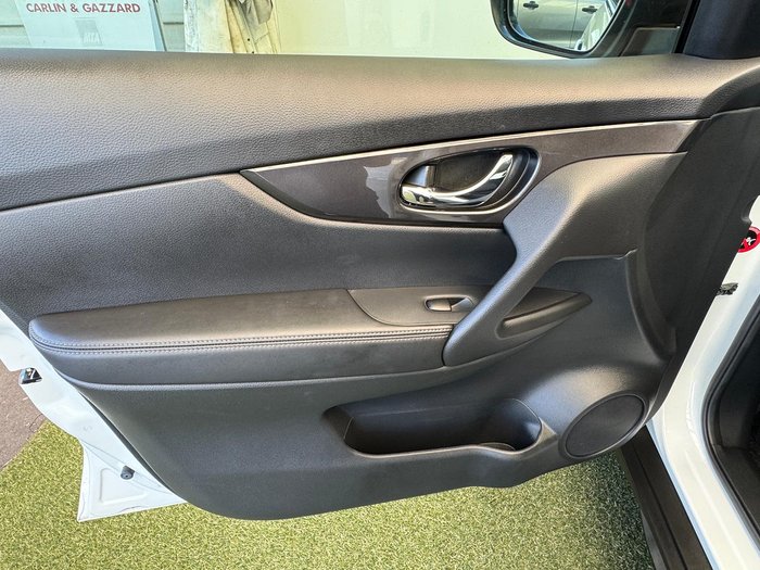 2021 Nissan X-TRAIL ST