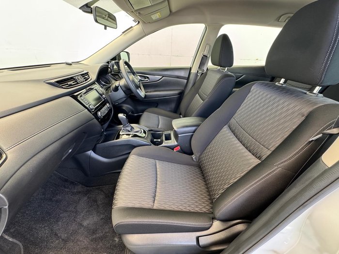 2021 Nissan X-TRAIL ST