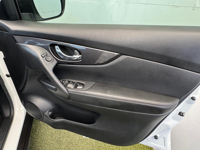 2021 Nissan X-TRAIL ST