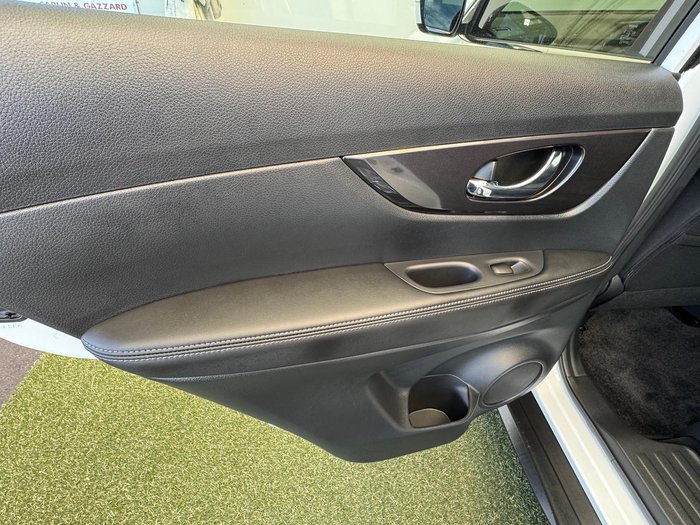 2021 Nissan X-TRAIL ST