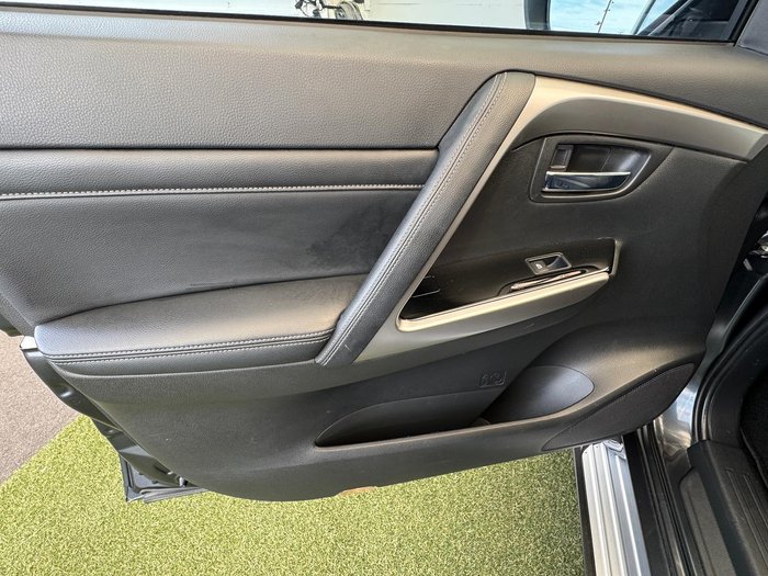 2020 Mitsubishi Pajero Sport GLS