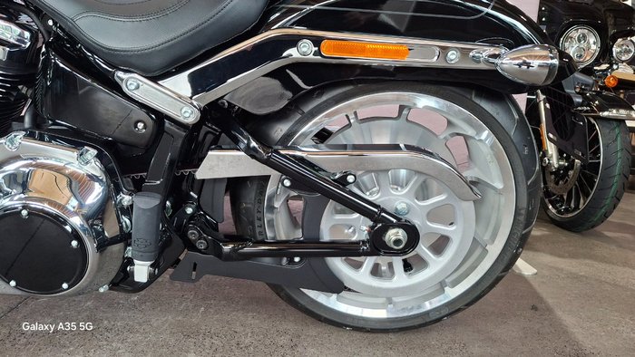 2025 Harley-davidson FLFB FAT BOY (117) Vivid Black