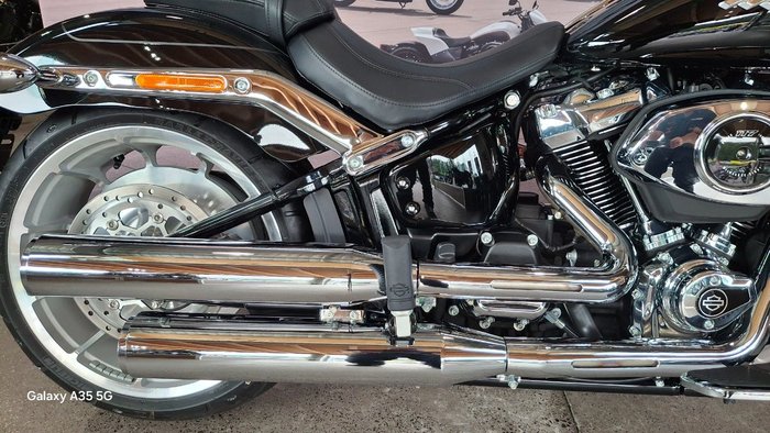 2025 Harley-davidson FLFB FAT BOY (117) Vivid Black