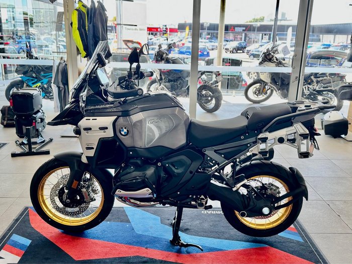 2025 BMW Motorrad R 1300 GS Adventure Triple Black R 1300 Black