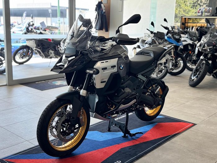 2025 BMW Motorrad R 1300 GS Adventure Triple Black R 1300 Black