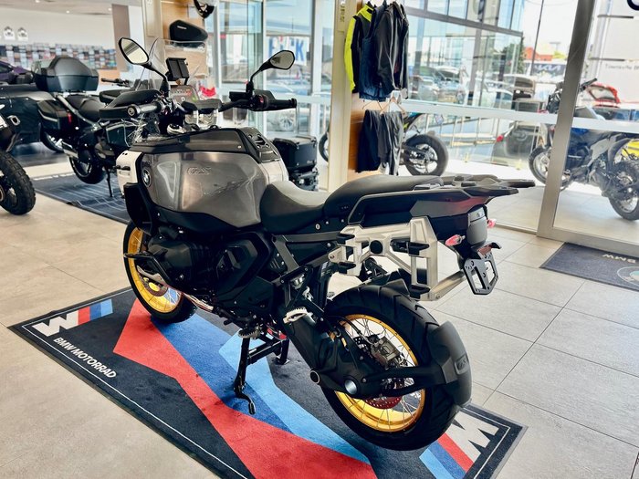 2025 BMW Motorrad R 1300 GS Adventure Triple Black R 1300 Black