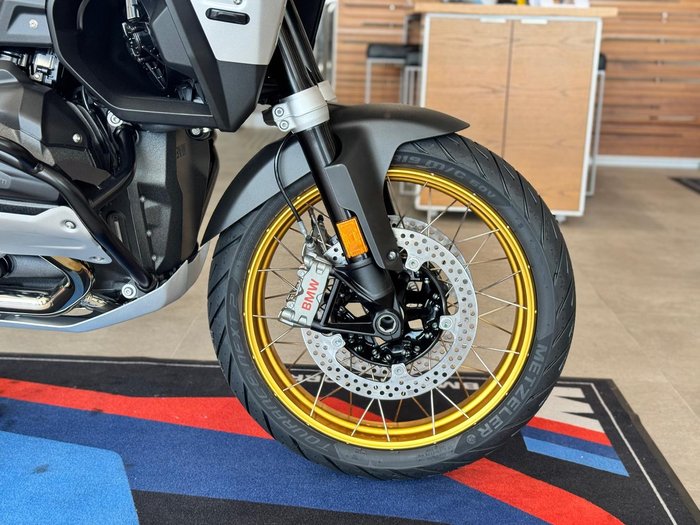 2025 BMW Motorrad R 1300 GS Adventure Triple Black R 1300 Black