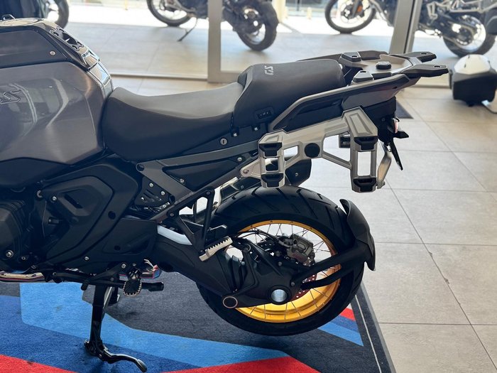 2025 BMW Motorrad R 1300 GS Adventure Triple Black R 1300 Black