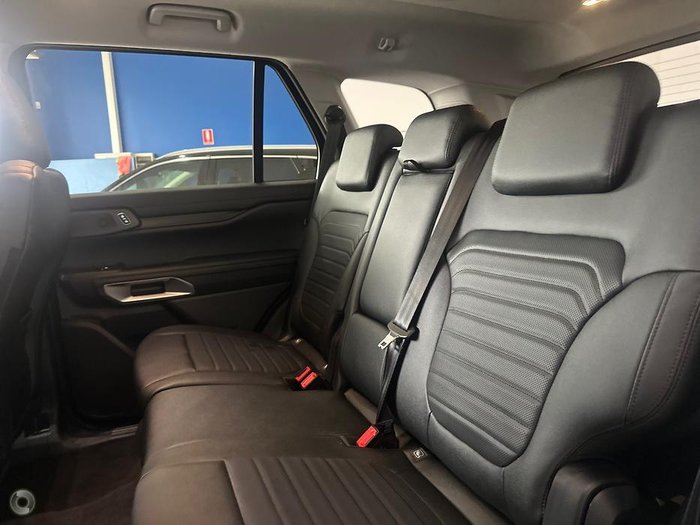 2025 Ford Everest Sport