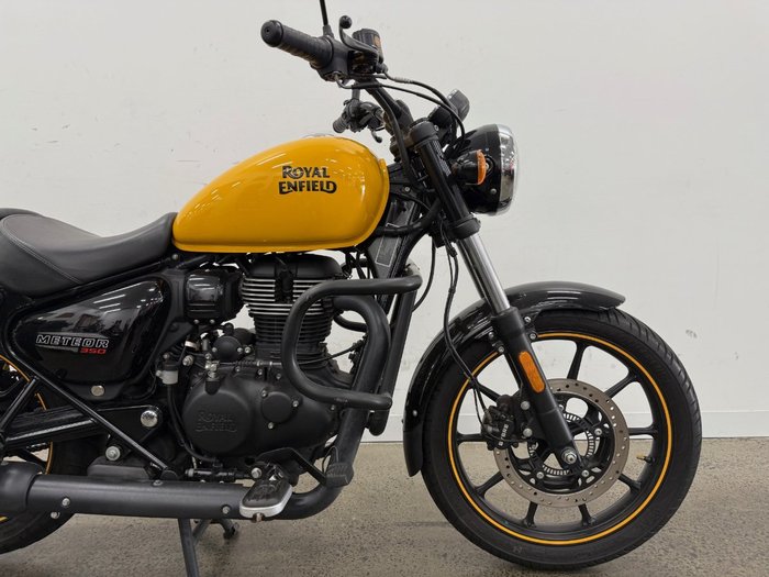 2022 Royal Enfield METEOR 350 FIREBALL Yellow