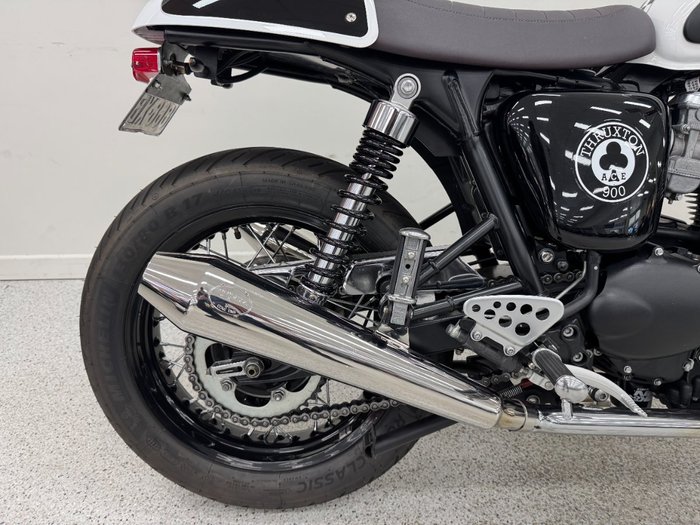 2015 Triumph THRUXTON 900 White