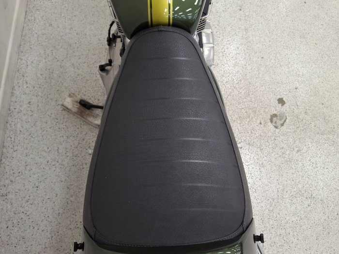 2016 Triumph THRUXTON 900 Green