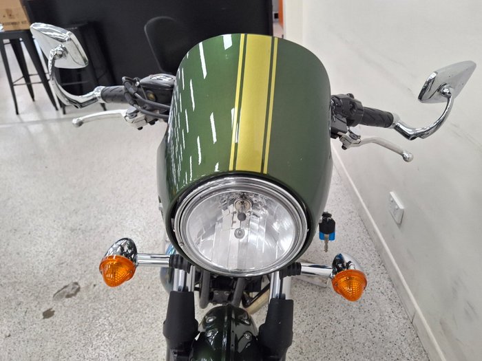 2016 Triumph THRUXTON 900 Green