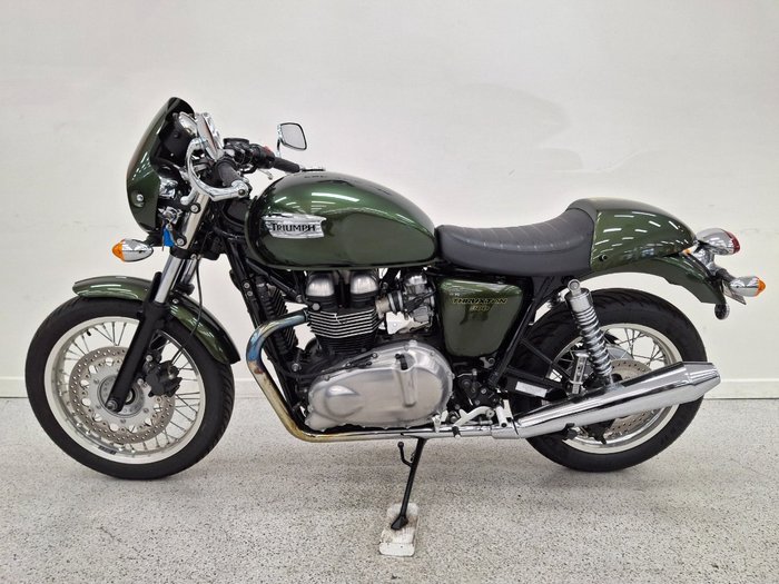 2016 Triumph THRUXTON 900 Green