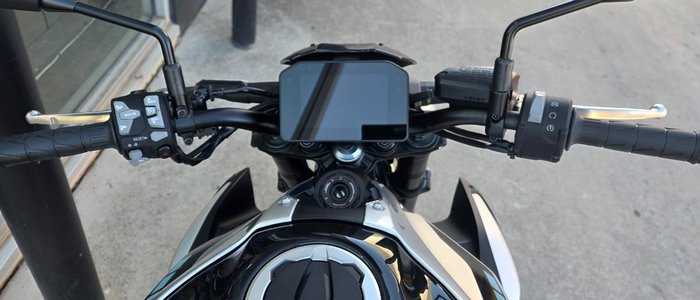 2025 Kawasaki Z900 SUPERNAKED SL1