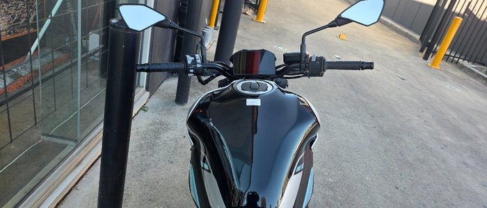 2025 Kawasaki Z900 SUPERNAKED SL1