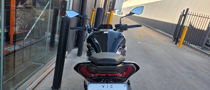 2025 Kawasaki Z900 SUPERNAKED SL1