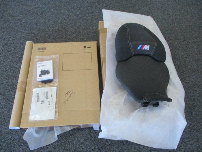 2024 BMW Motorrad S 1000 XR GRAVITY BLUE