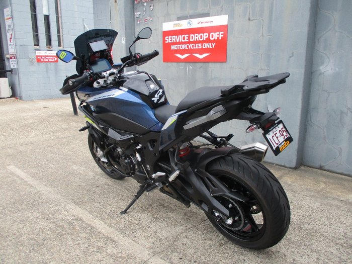 2024 BMW Motorrad S 1000 XR GRAVITY BLUE