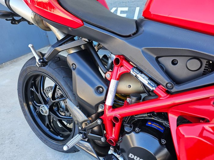2012 DUCATI 848 EVO Red