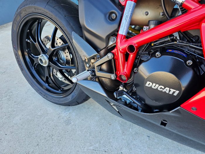 2012 DUCATI 848 EVO Red