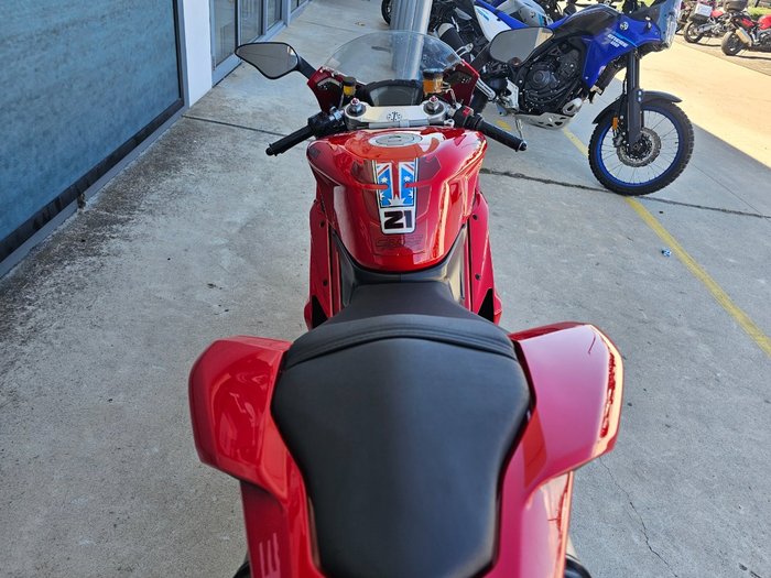 2012 DUCATI 848 EVO Red