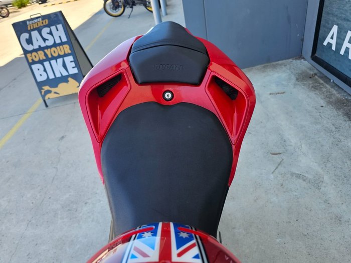 2012 DUCATI 848 EVO Red