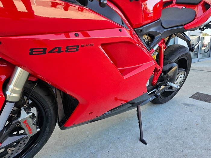 2012 DUCATI 848 EVO Red